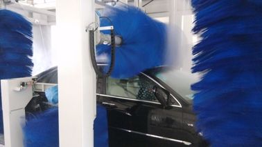 China Full Automatic CE Car Wash Tunnel Equipment With Low Energy Consumption supplier